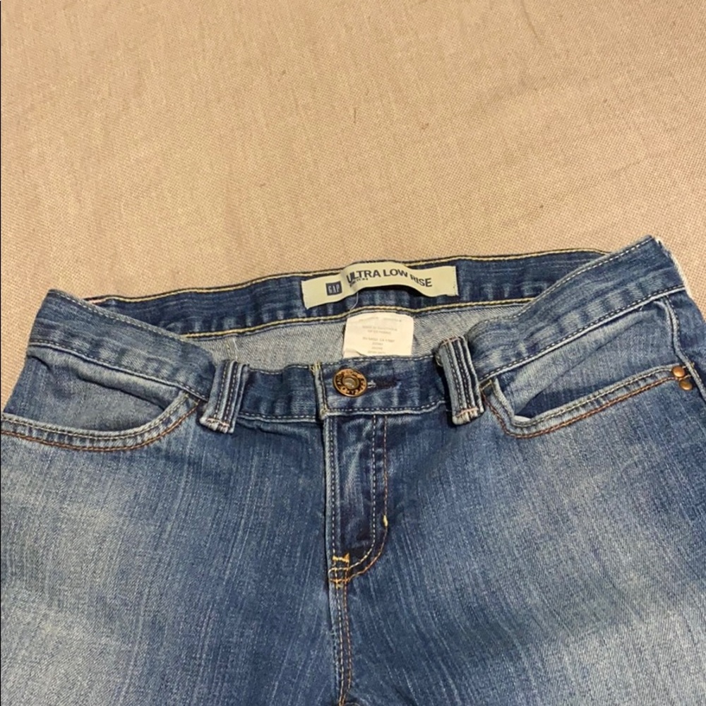 GAP - Picture 2 of 6